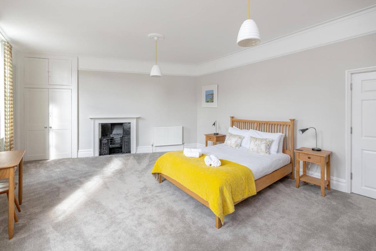 Spacious Maisonette With Parking - 10 Mins Walk From Bath Abbey - 2 Bed & 2 Bath Exterior photo